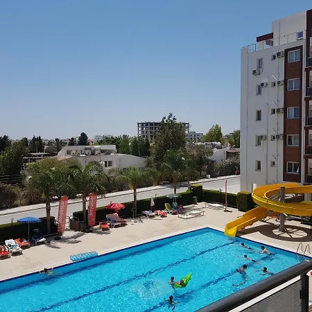 кипр. море. отдых. Apartment Trikomo